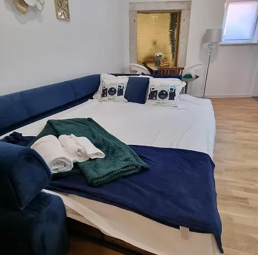 Place 4 U Center Апартаменты *