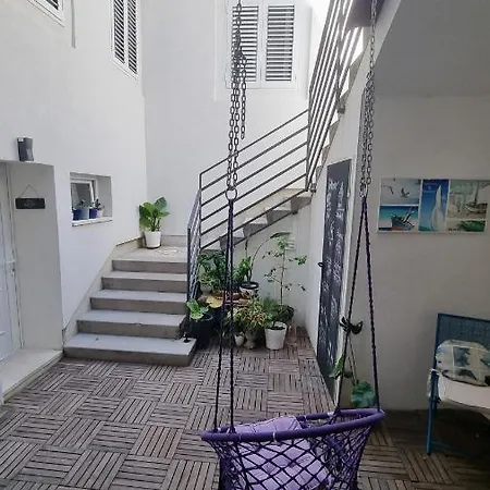 Place 4 U Center * Ζαντάρ